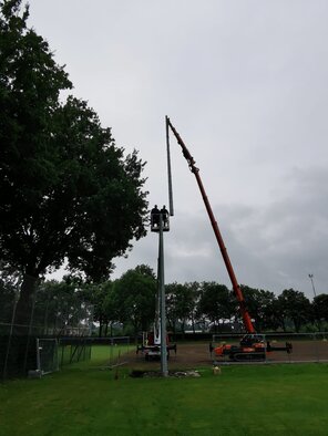 Flutlichtanlage im Delmenhorster Stadion 